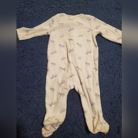 Carter's Baby Girl 3-6M Bundle, 7 Pc - Picture 7 of 15